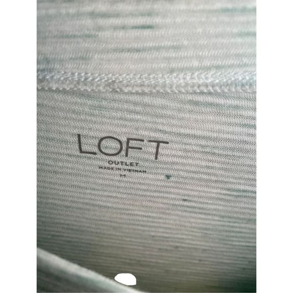 Ann Taylor Loft top shirt Medium - Picture 3 of 5